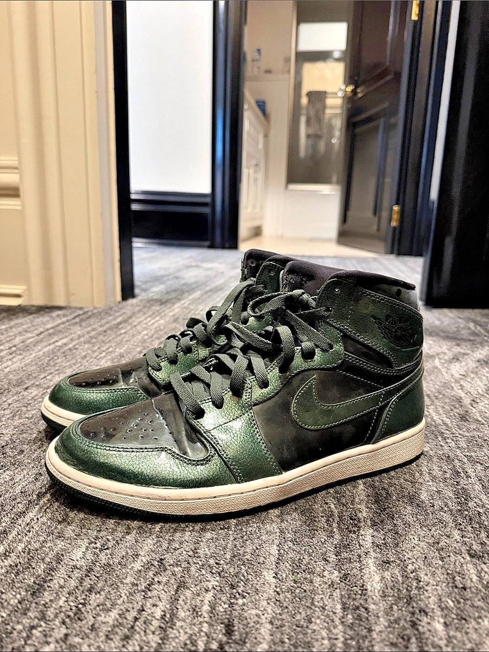 Nike Air Jordan 1 High Top Sneakers Green & Black US 11